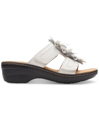 Merliah Raelyn Flower-Detail Wedge Heel Platform Sandals