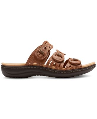 Laurieann Ruby Scalloped Twist Strap Slide Sandals