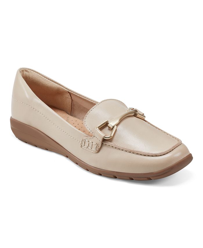 Easy spirit moccasins 2025