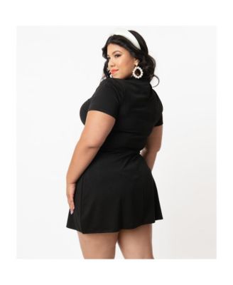 Plus Size Mock Neck Short Sleeve Wave Maker Shift Dress