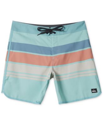 3 pairs online of Quiksilver boardshorts 3T