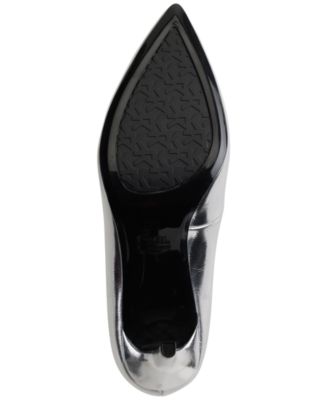 Royale High Heel Pumps