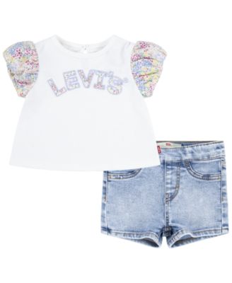 Levi's