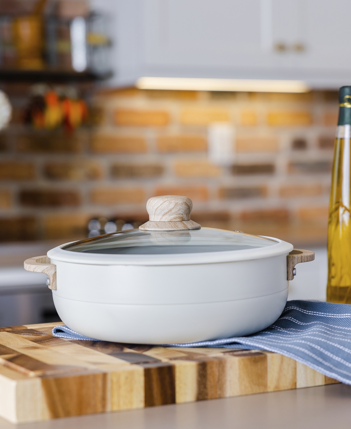 Sedona Kitchen Aluminum Caldero with Silicone Rim Glass Lid and Silicone Handle Holder