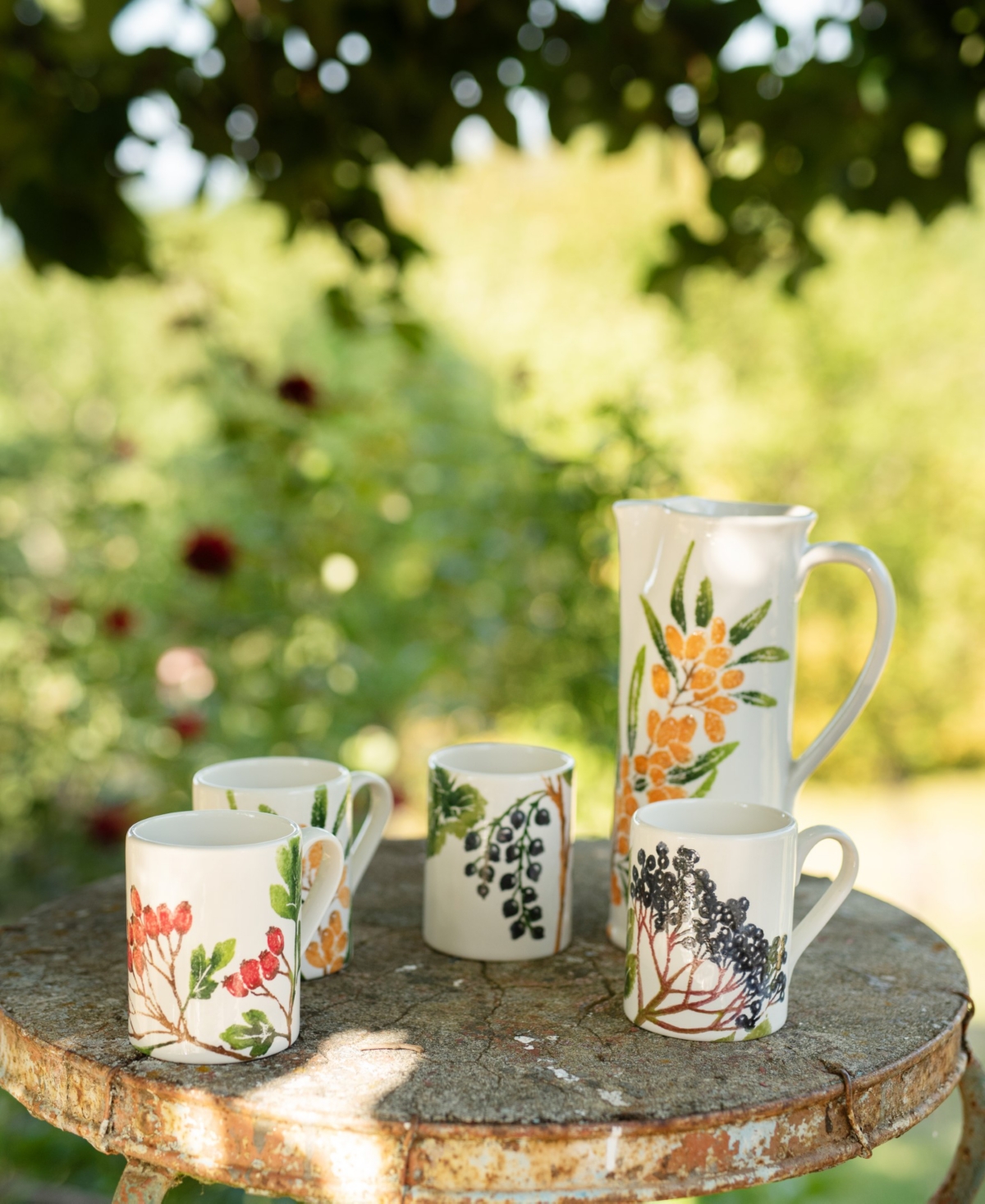 VIETRI FORESTA PRIMAVERA ASSORTED MUGS, SET OF 4 