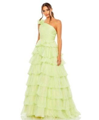 Mac Duggal