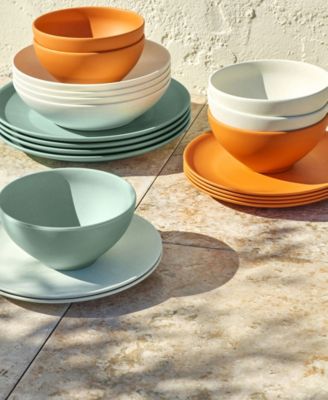 Year Day Outdoor Dinnerware Collection