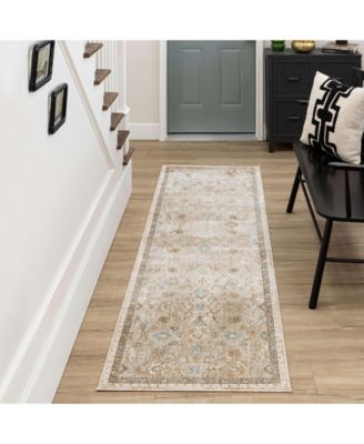 Divina Exalted 2'6" x 7'10" Runner Area Rug
