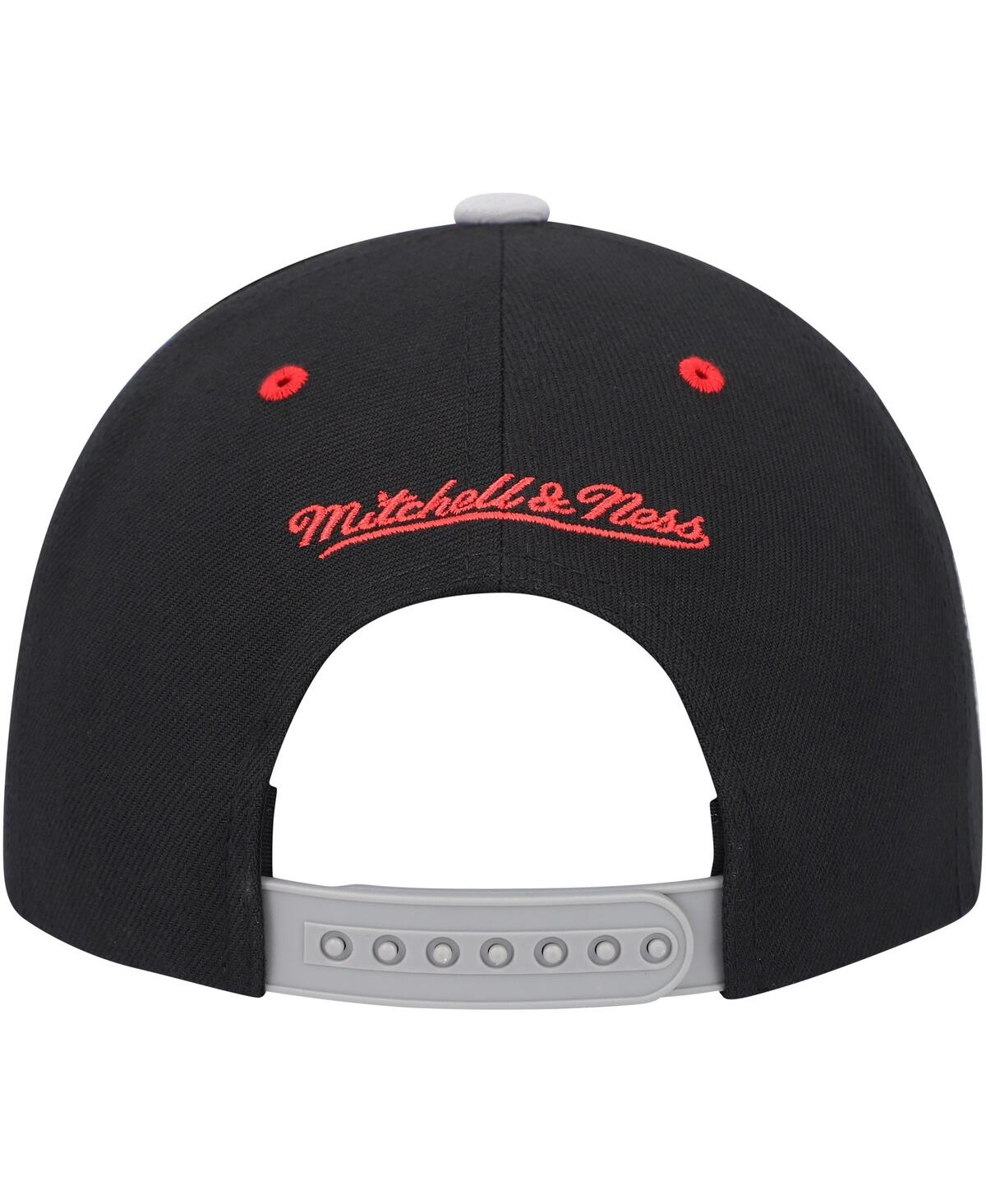 Shop Mitchell & Ness Men's  Black Chicago Cubs Bred Pro Adjustable Hat