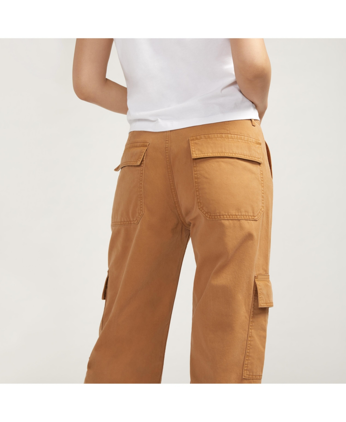 Shop Silver Jeans Co. Women's Wide Leg Cargo Pants In Camel