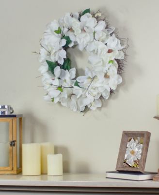 Magnolias Artificial Spring Wreath - 24" Unlit