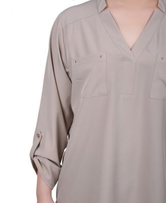 Women's Roll Tab Sleeve Blouse with Pockets