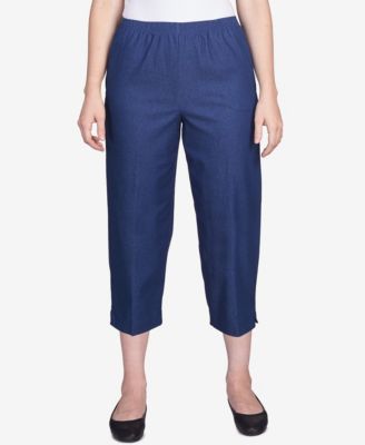 Classics Pull-On Cropped Denim Pants