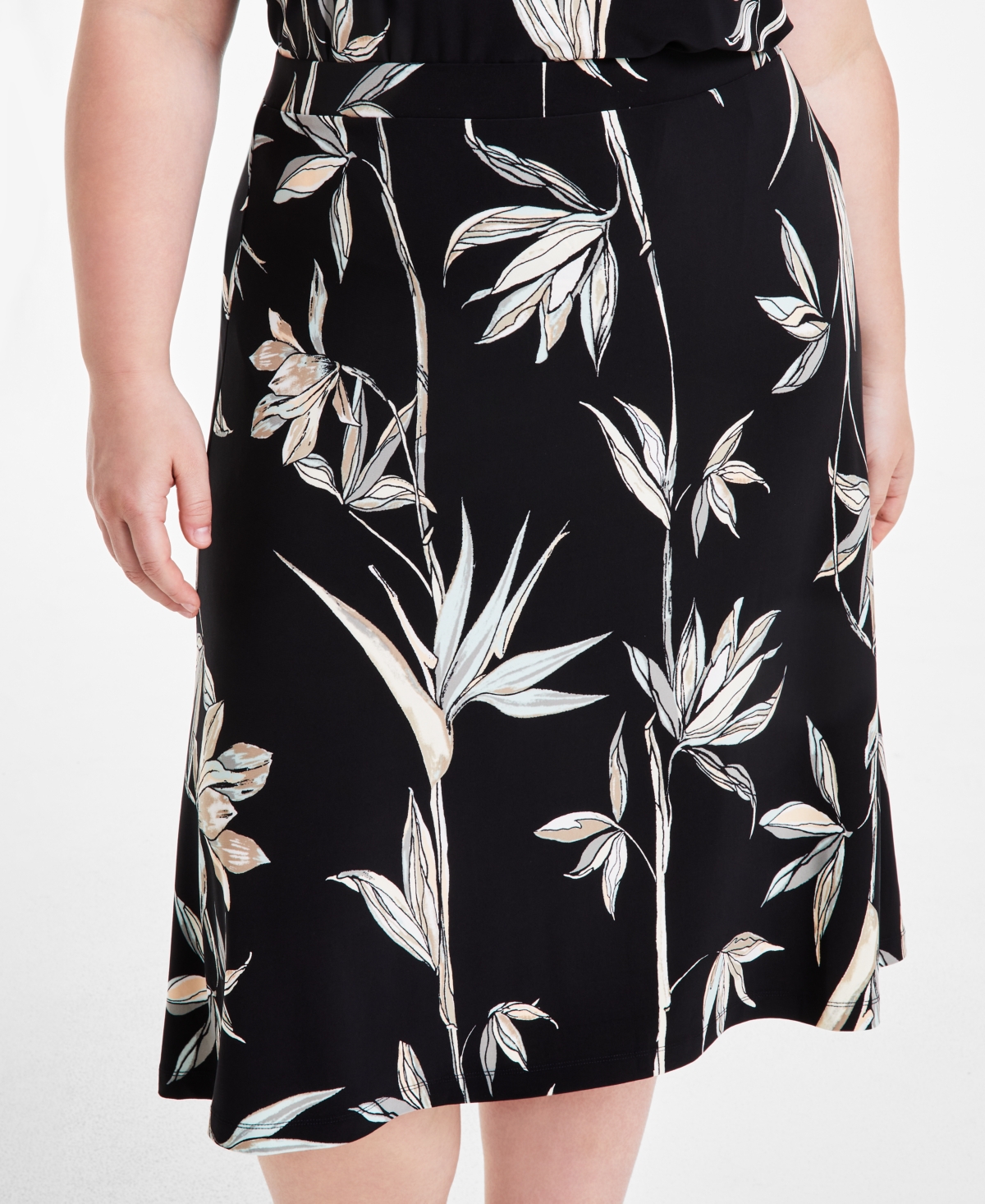 Kasper Plus Size Printed Flared Midi Skirt