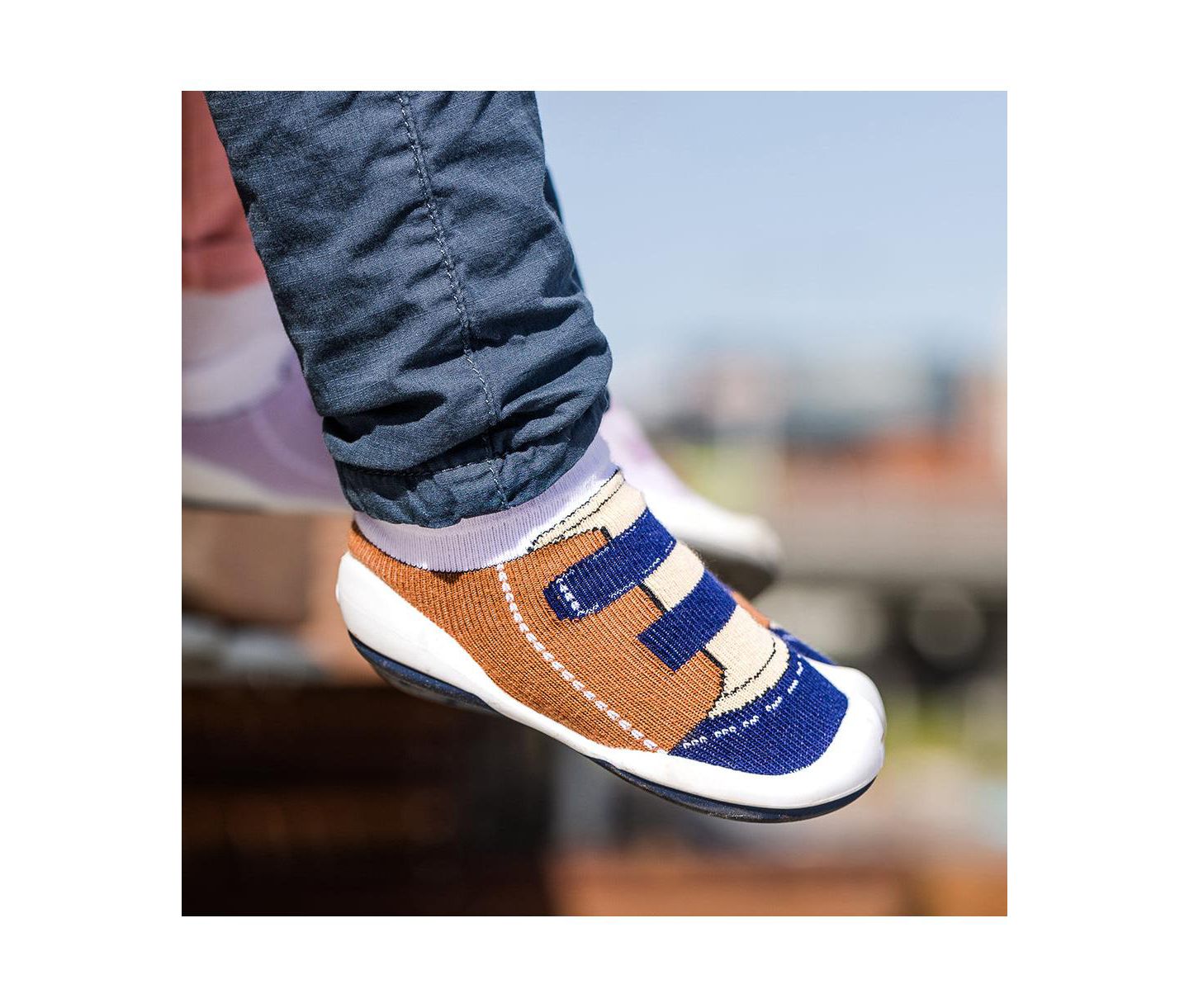 Обувь Komuello Breathable Washable Non-Slip Sock Shoes Walker - Brown для мальчиков-малышей — фото 6