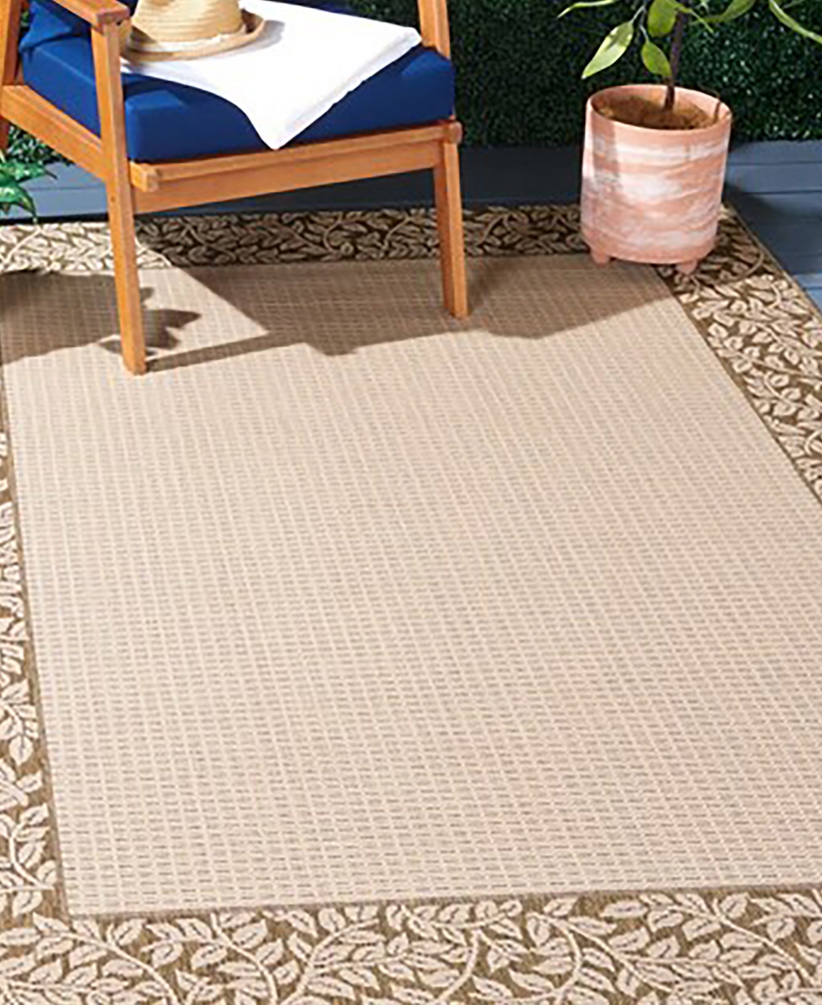 Safavieh Courtyard CY0727 Natural and Brown 5'3