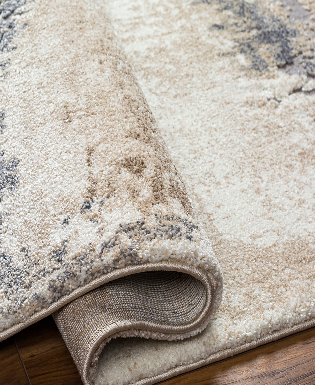 Surya Tuscany Tus-2344 4'3x5'7 Area Rug In Beige