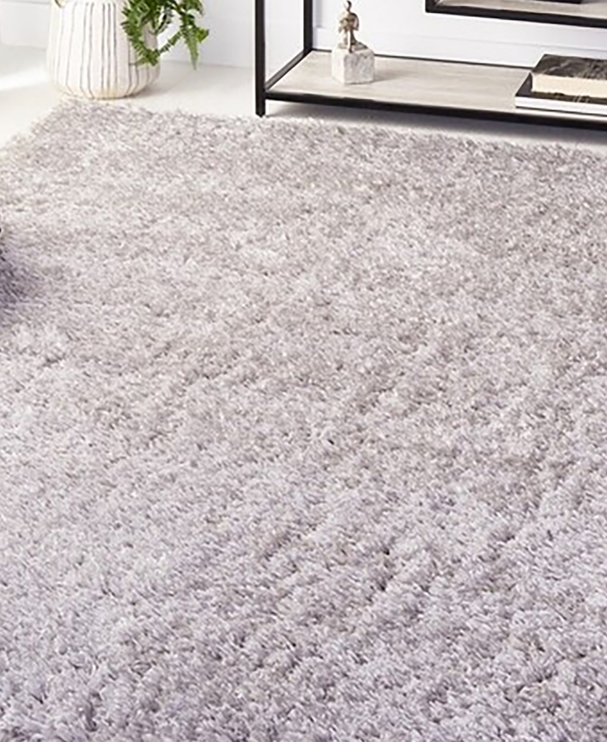 Safavieh Flokati FLK950Area Rug - Silver