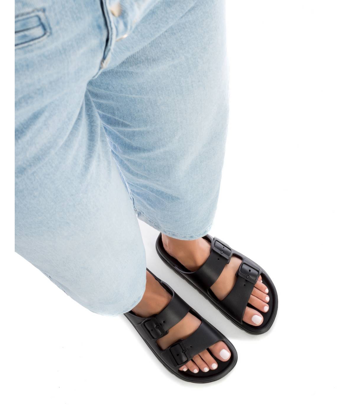 Women's Rubber Flat Sandals By Xti