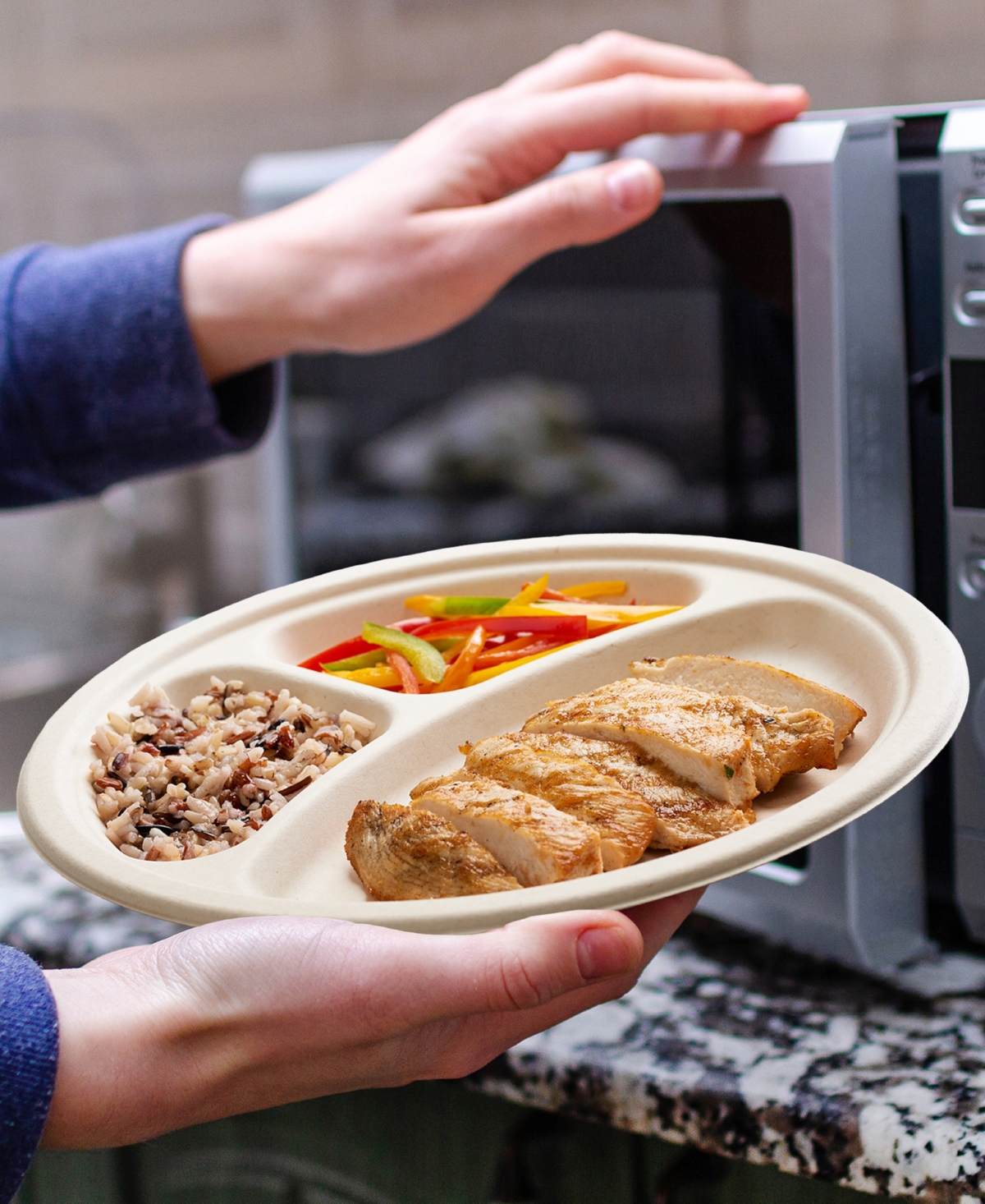 Cheer Collection Compartment Paper Plates,100 Pack