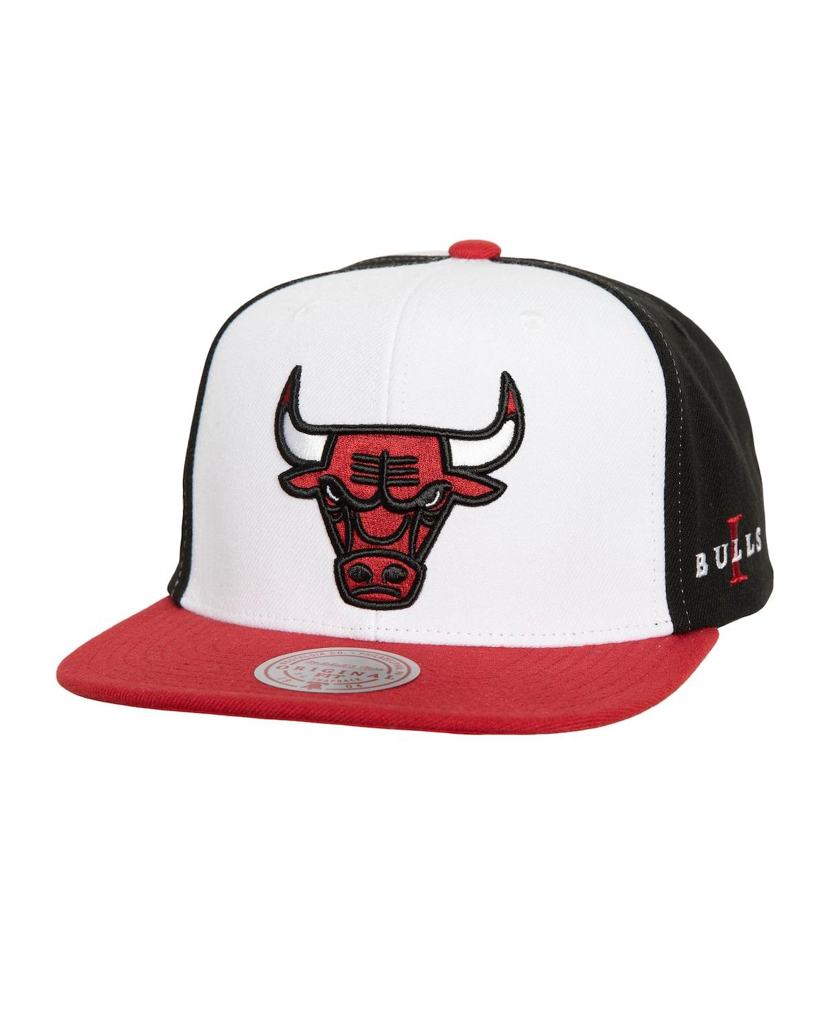 Mitchell Ness Men's White/Red Chicago Bulls Core Snapback Hat - White Red