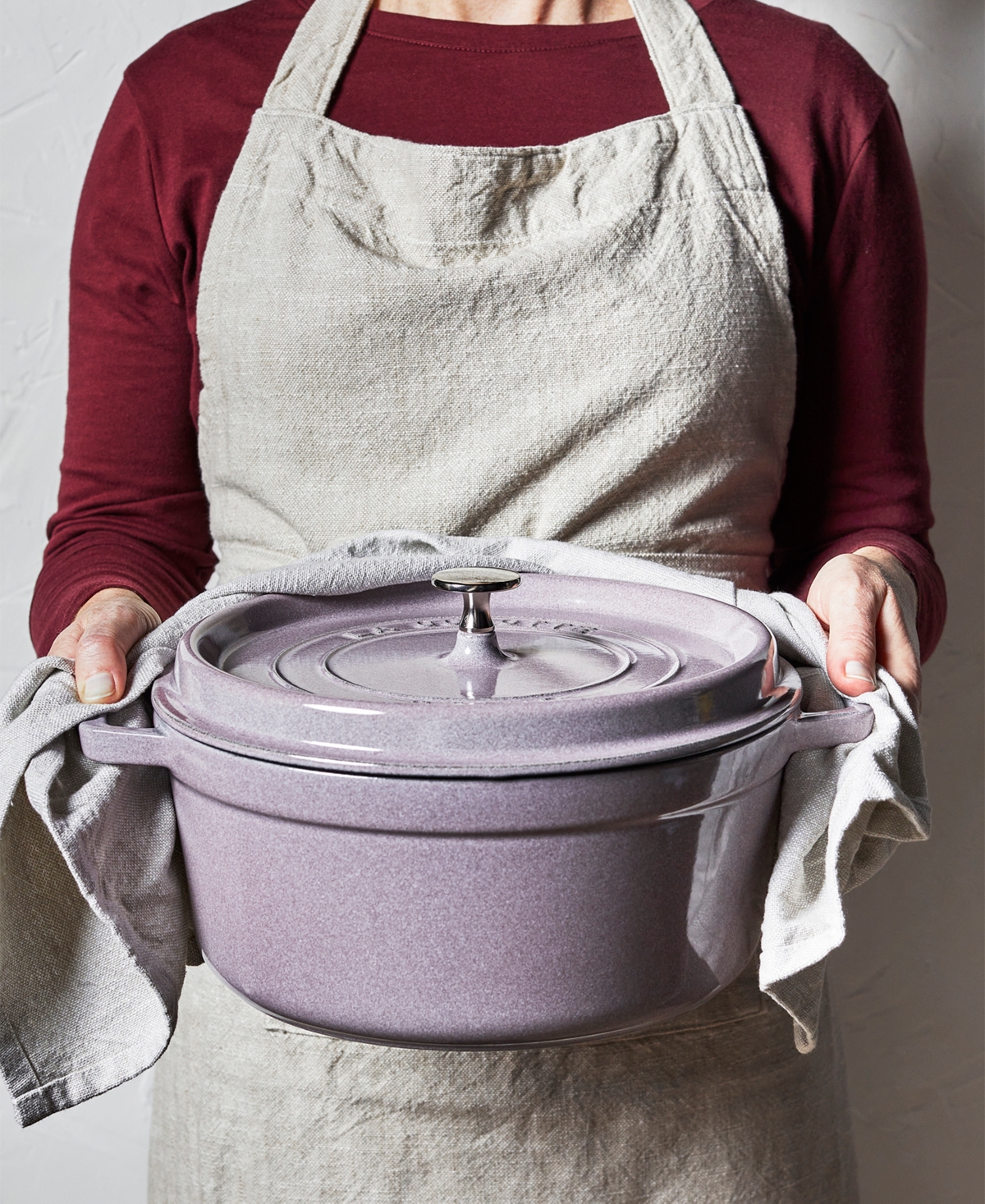 Staub 5.5-quart Enameled Cast Iron Dutch Oven In Lilac