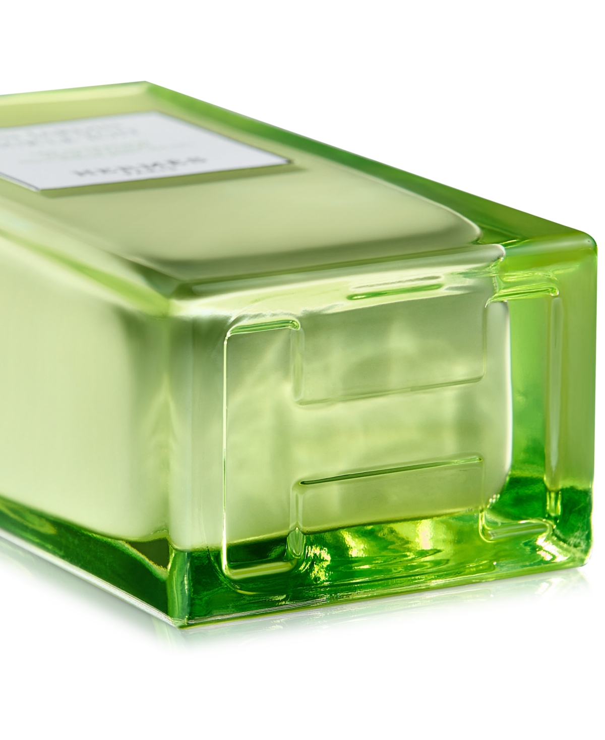 HERMES UN JARDIN SUR LE TOIT MOISTURIZING BODY LOTION, 6.5 OZ. 