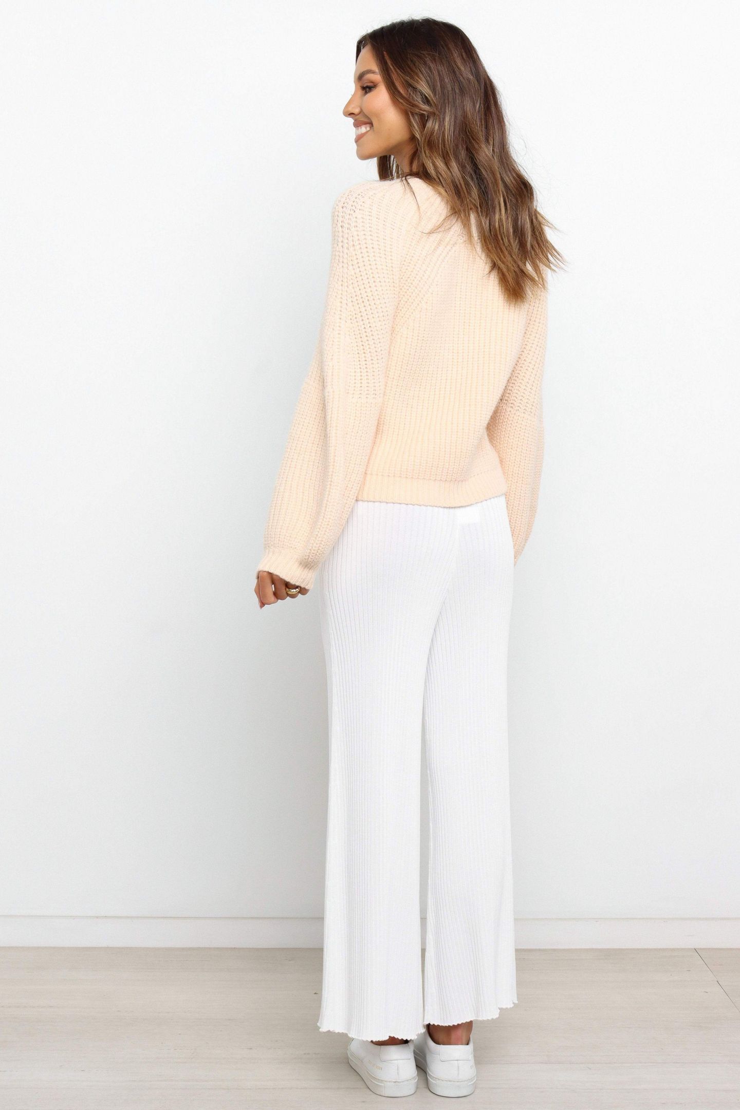 Женский свитер Petal and Pup London Knit, цвет: Бежевый — фото 8