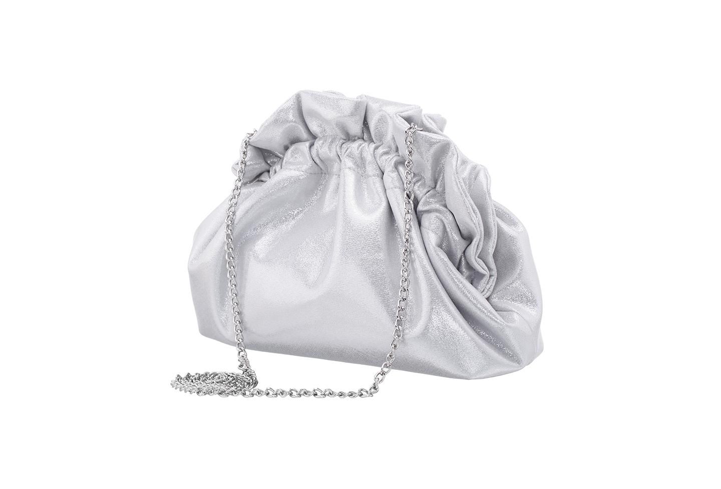 Женская сумка Nina Metallic Gathered Crossbody Pouch, цвет: True Sliver — фото 2