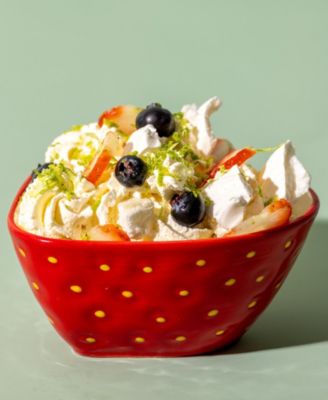 World Foods Set of 4 Strawberry Bowls