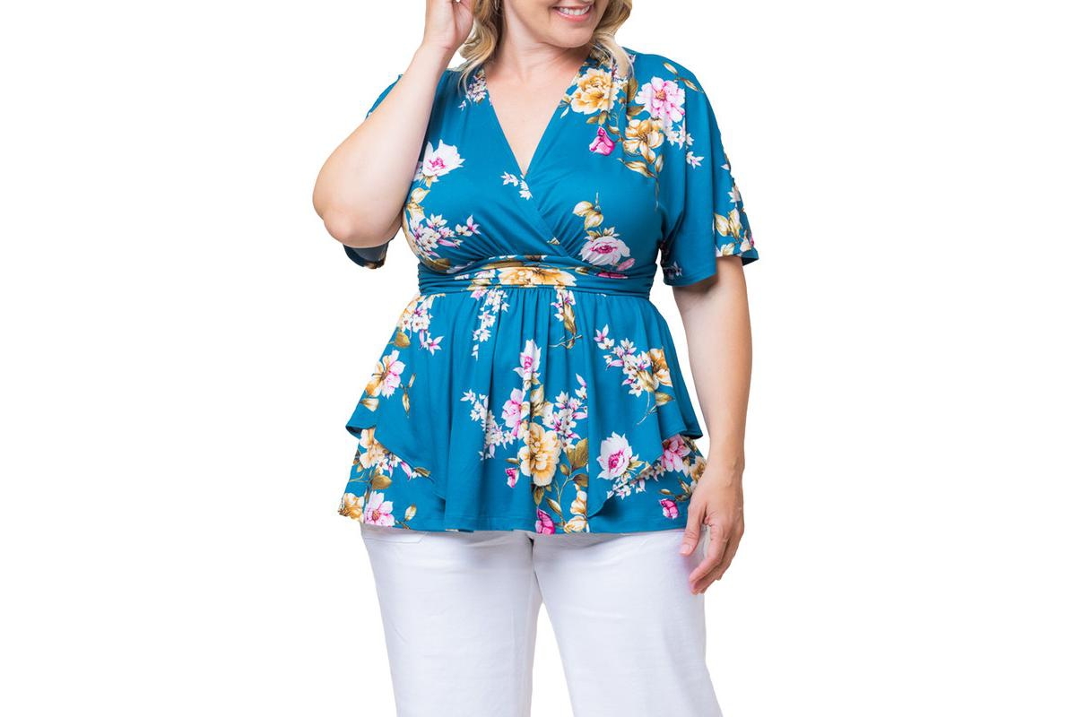 Kiyonna Plus Size Encore Short Sleeve Printed Top