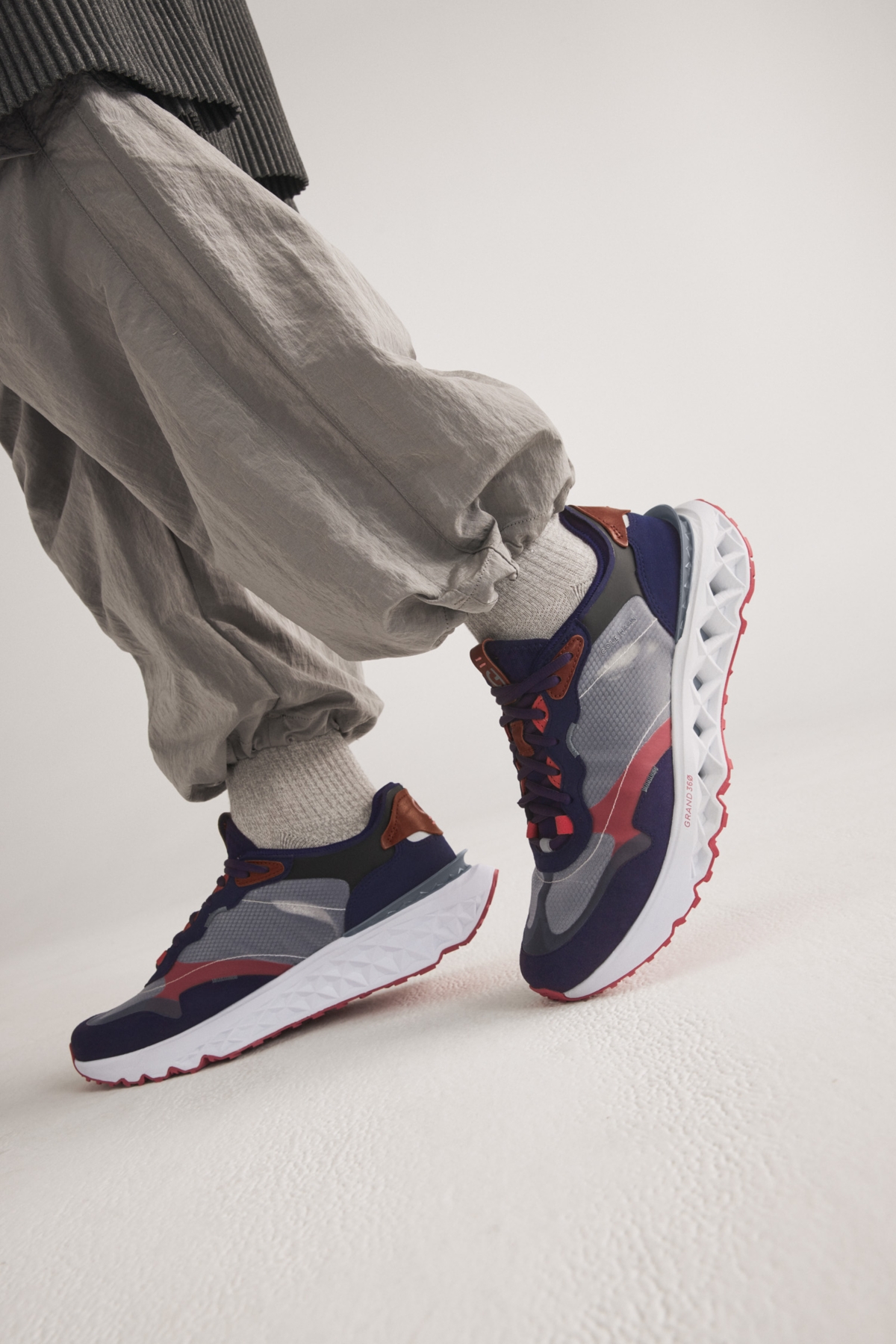Cole Haan Men's 5.ZERGRAND Running Shoe -/ Stormy Weather / Wht