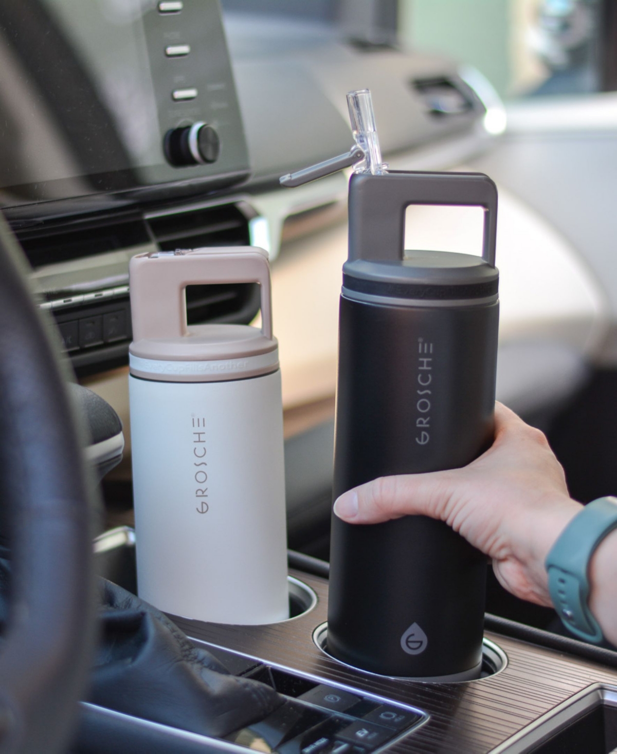 Grosche Alpine Flip 'N Sip Insulated, Leakproof Water Bottle with Straw, 20 Oz