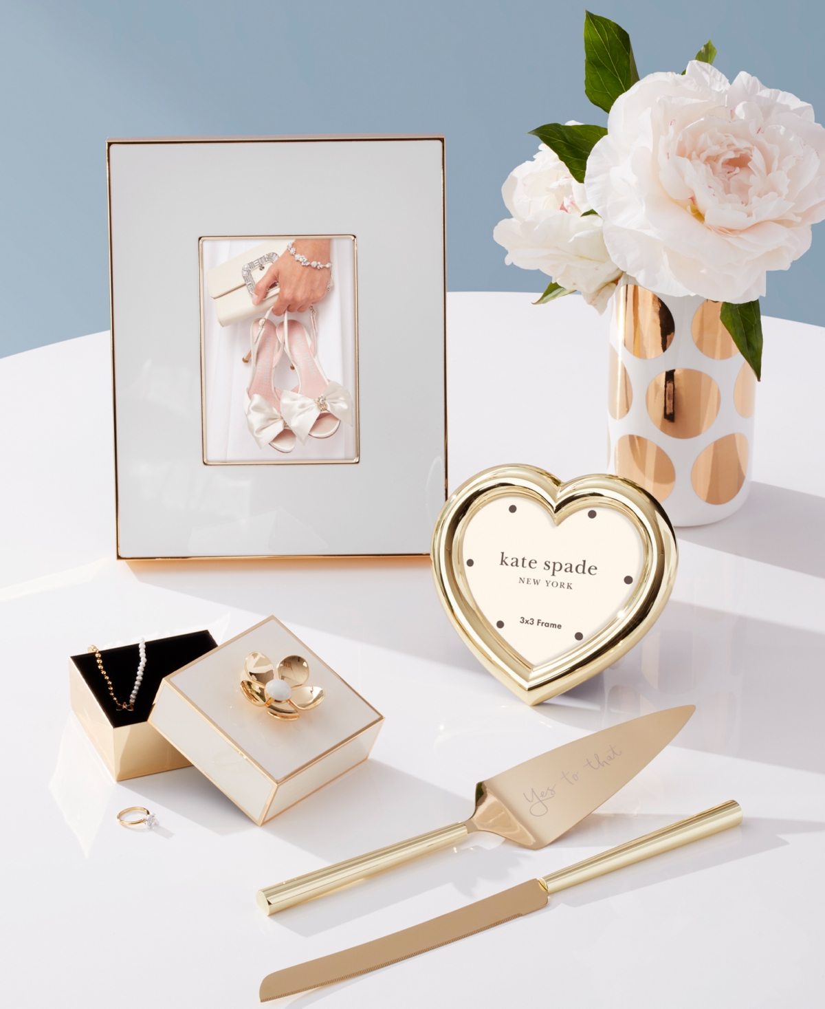 Kate Spade Charmed Life Two-piece Dessert Set In Metallic