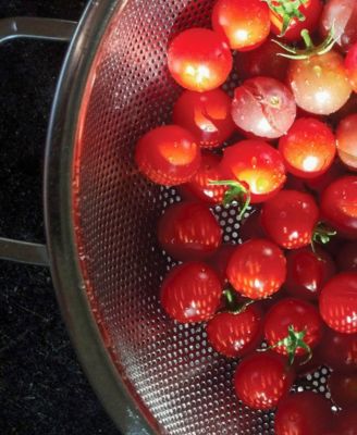 Endurance Precision Pierced Stainless Steel 5 Quart Colander