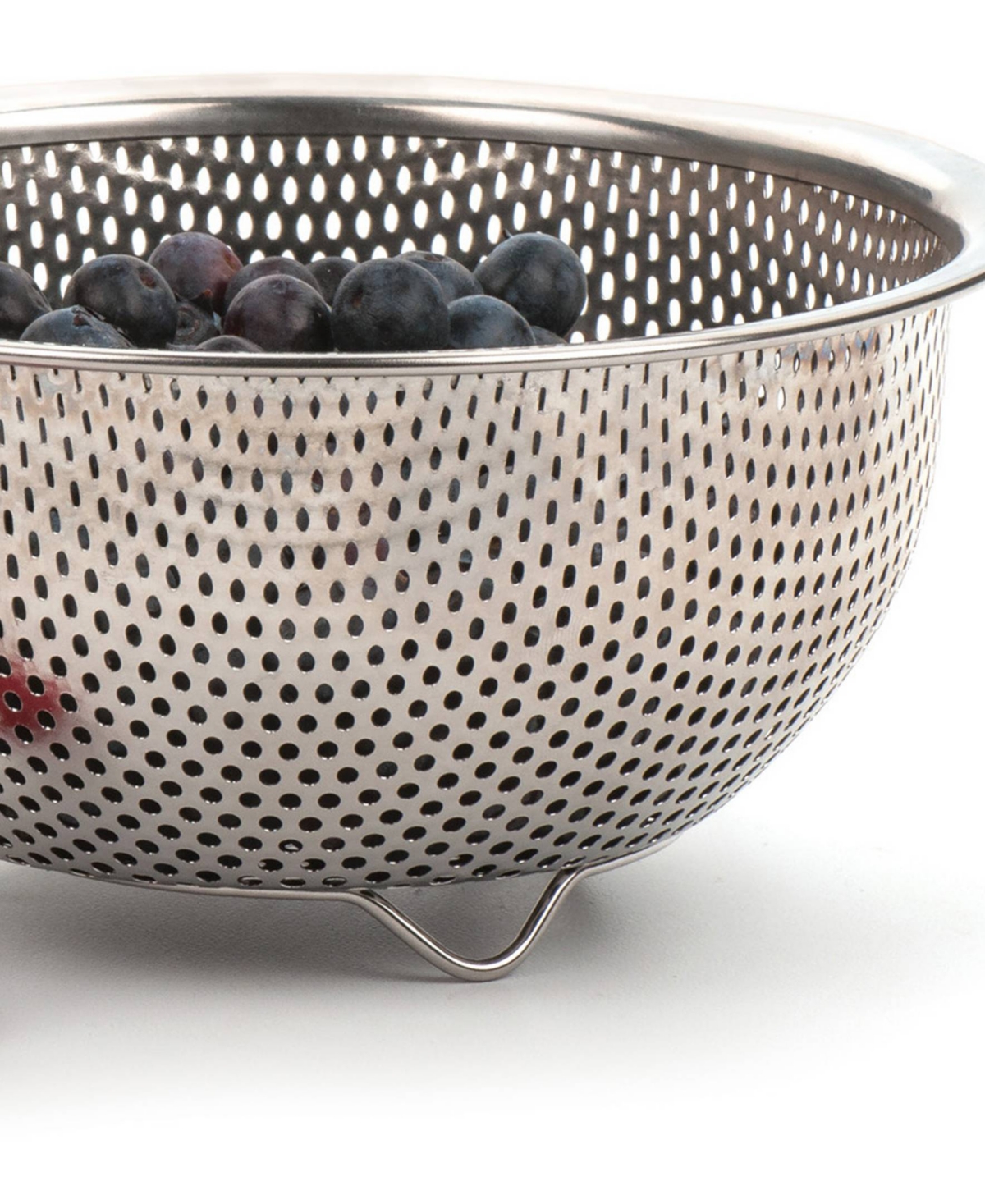 RSVP INTERNATIONAL ENDURANCE PRECISION PIERCED STAINLESS STEEL 2 PINT BERRY COLANDER 
