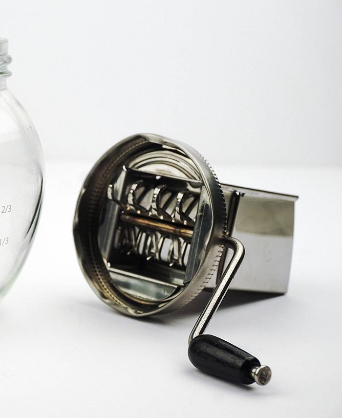 RSVP International Endurance Cast Aluminum 5x3x7"Nut Grinder Macy's