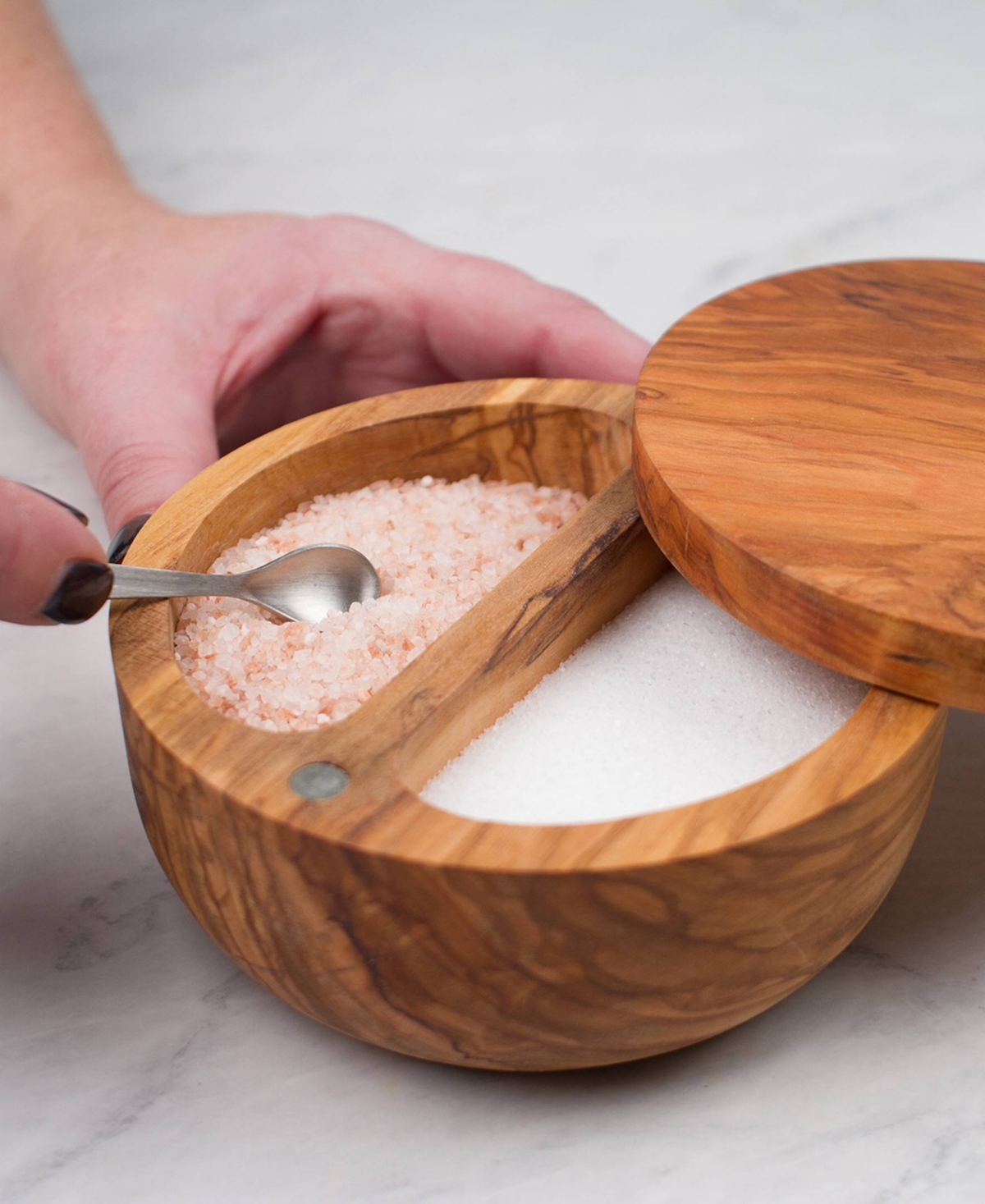 RSVP INTERNATIONAL OLIVE WOOD 8 OUNCE SALT BOX