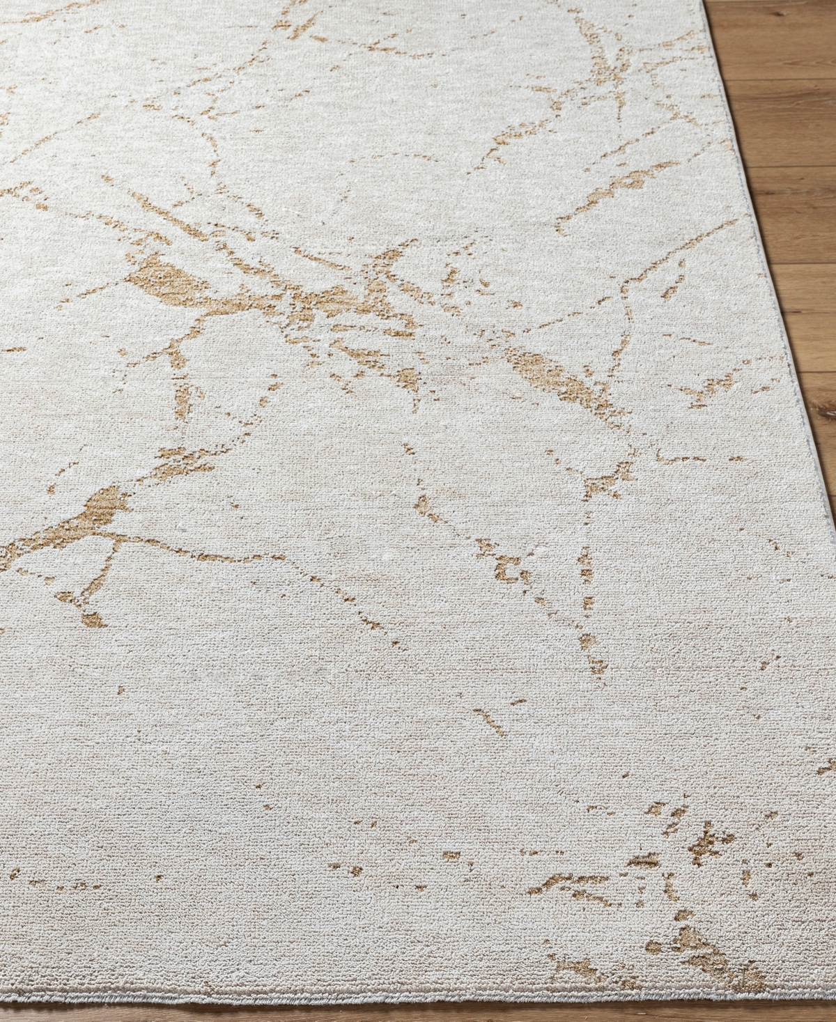 Livabliss Emory 2'4"x3'9" Area Rug