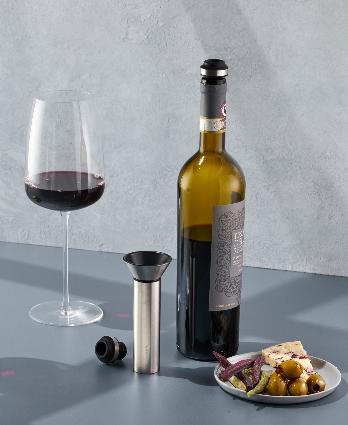 Rabbit Stainless Steel Vacuum Wine Preserver With 2 Stoppers In Silver