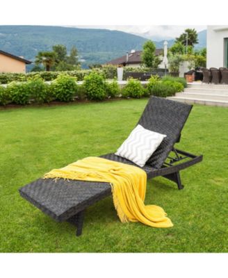 Folding Padded Rattan Patio Chaise Lounge with Adjustable Backrest and Quick Dry Foam