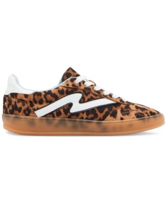 Giia Lace-Up Low-Top Sneakers