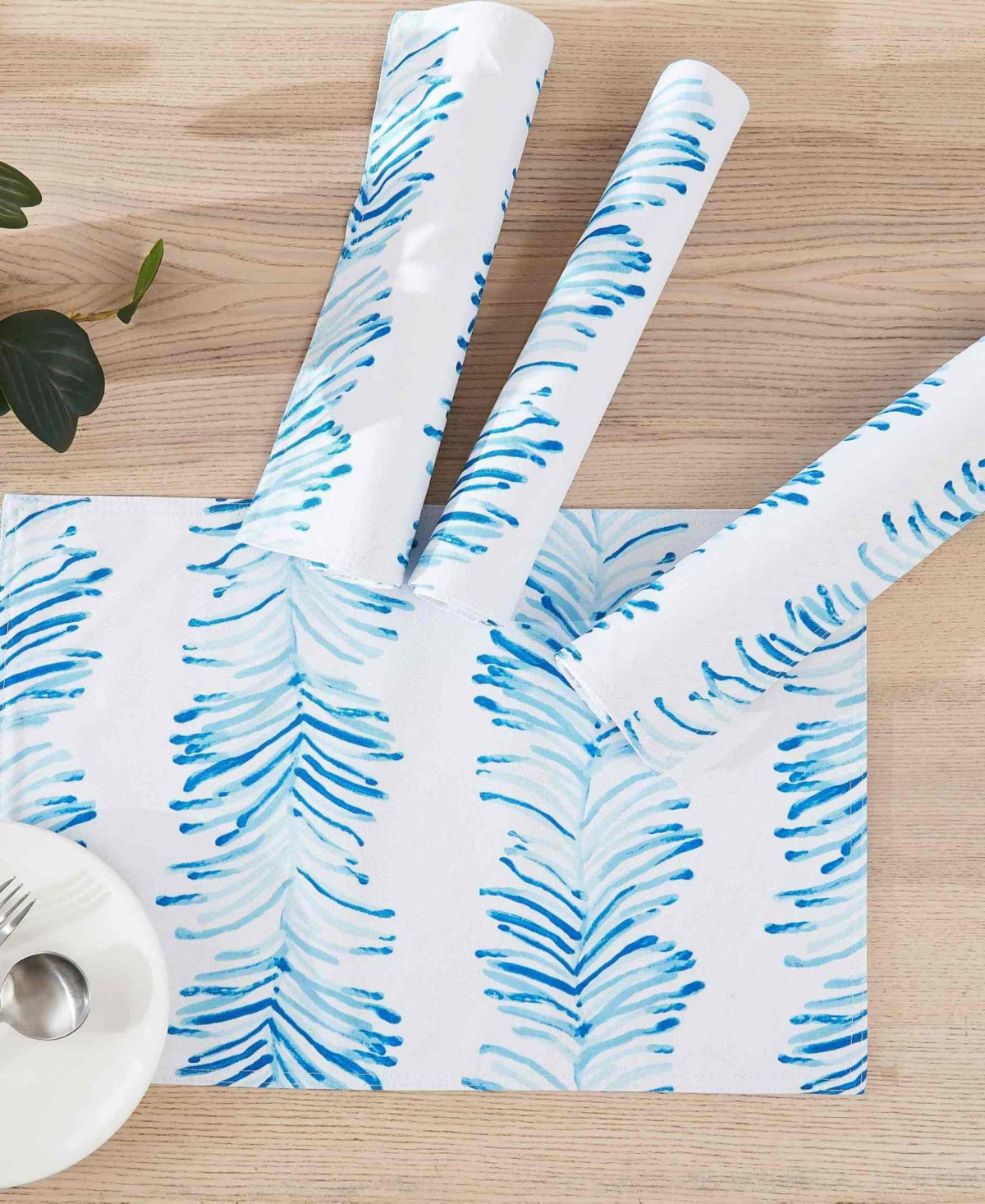 Avanti Seagrass Stripe Water-resistant Indoor And Outdoor Placemats, Set Of 4, 13" X 19" In Blue