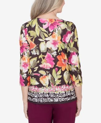 Classic Bold Floral Geometric Border Top