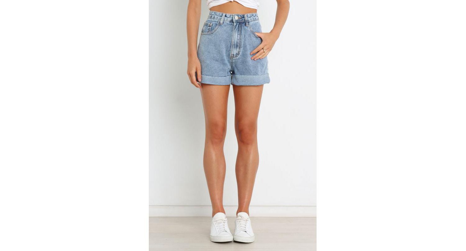 Women's Daisy Shorts