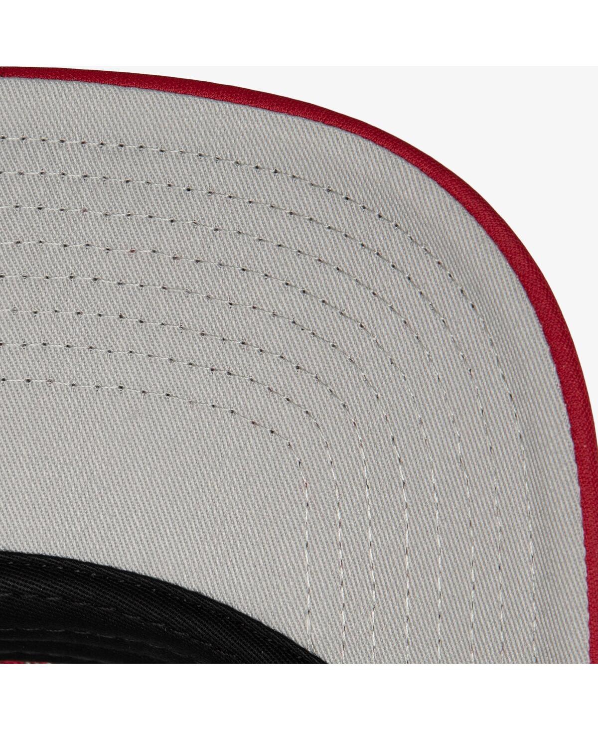 Mitchell & Ness Men's White Chicago Bulls Hardwood Classics Blocker Foam Front Trucker Snapback Hat In White