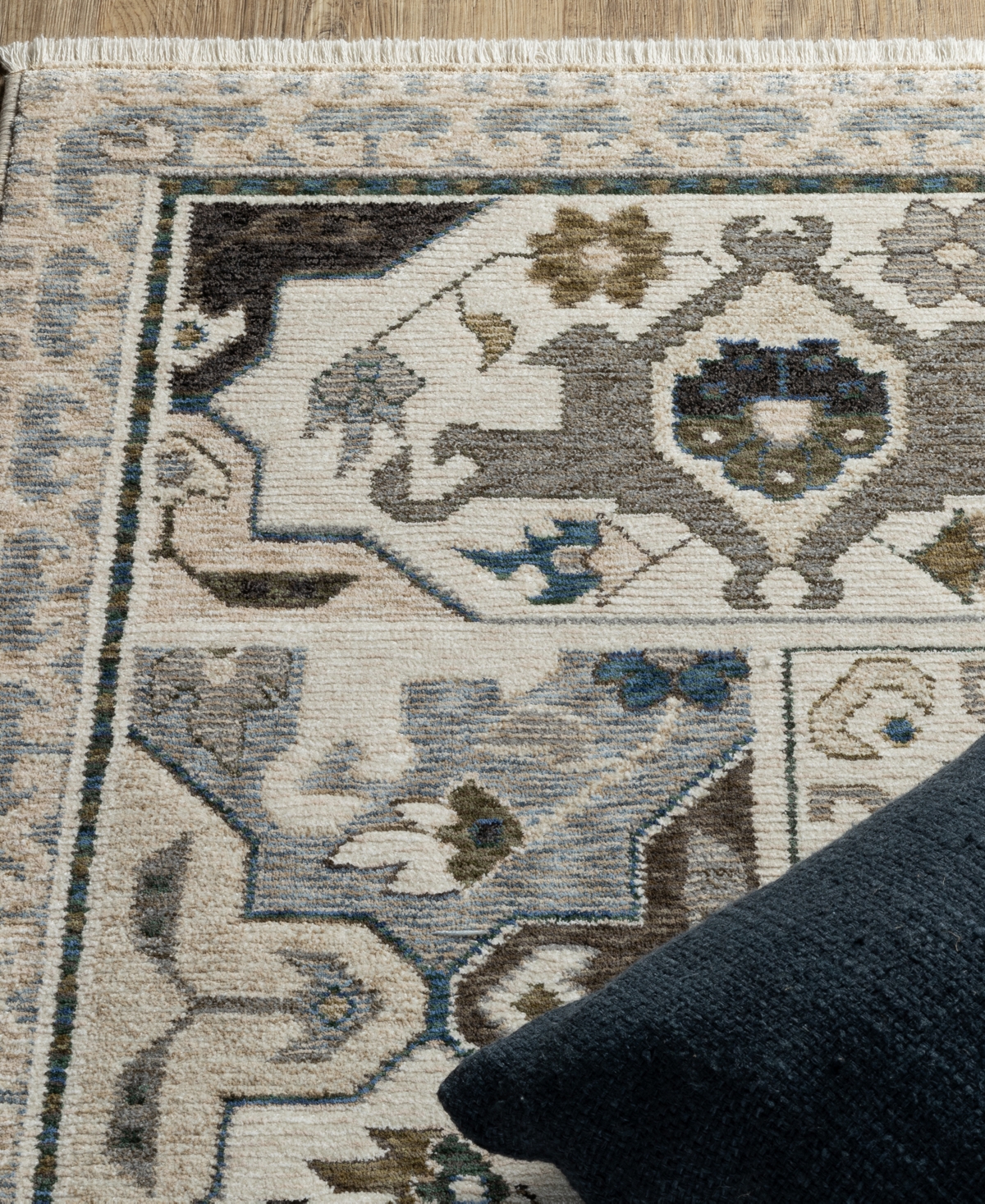 Oriental Weavers Hastings Ha04u 2'3x7'6 Runner Area Rug In Ivory