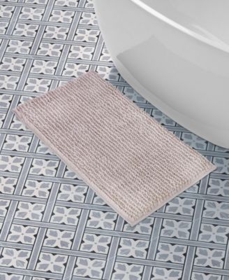 Butter Chenille Bath Mat, 20" x 34"