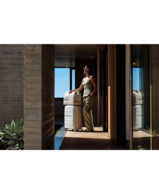 Outline Pro Medium Hardside Expandable Spinner