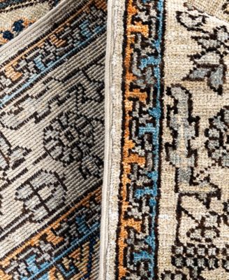 Serapi 4'1"x5'10" Area Rug